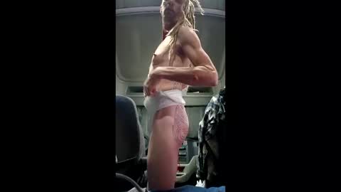 Snapshot of falconmn2013 chatting on March 2026 12:32:02 AM Calisto online show from March 2026 12:32:02 AM