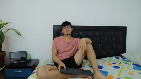 FallGays online show from February 2026 10:52:02 PM