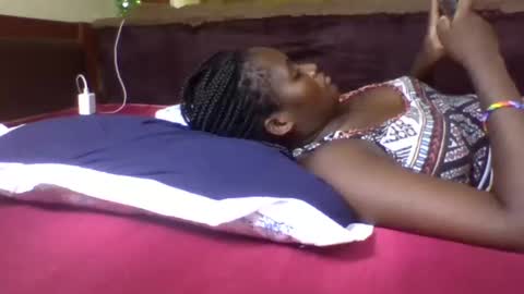 fancy_bellah online show from January 2025 09:27:01 AM