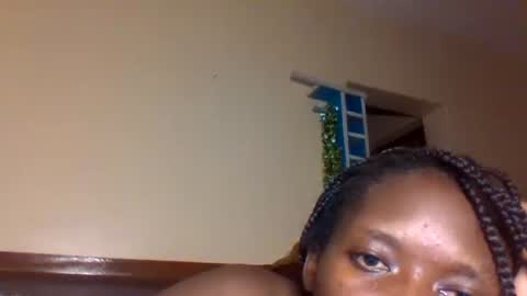 fancy_bellah online show from January 2025 06:16:02 PM