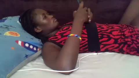 fancy_bellah online show from January 2025 10:02:01 AM