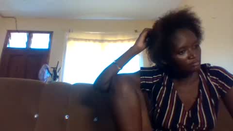 fancy_bellah online show from February 2025 09:47:02 AM