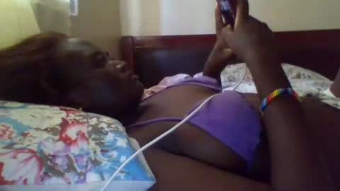 fancy_bellah online show from February 2025 02:59:01 PM