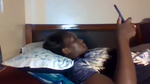 fancy_bellah online show from February 2025 02:57:01 PM