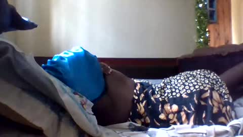 fancy_bellah online show from March 2025 10:18:02 AM