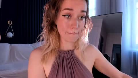 Snapshot of fancyamelia chatting on June 2026 07:02:01 AM fancyamelia online show from June 2026 07:02:01 AM