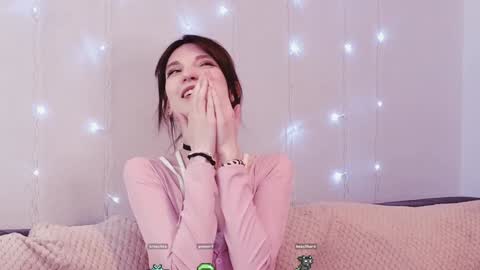 Kim online show from January 2025 07:18:02 PM