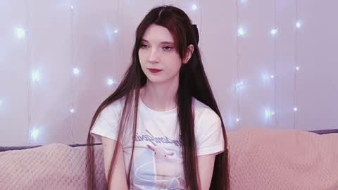 Kim online show from January 2025 04:04:01 PM