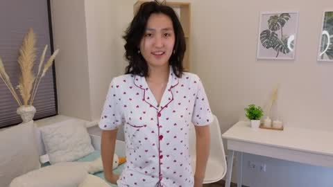 Snapshot of fannygarland chatting on December 2024 01:24:01 AM Eva online show from December 2024 01:24:01 AM