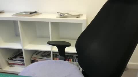 Snapshot of fantacyland chatting on December 2024 01:34:02 PM Alex online show from December 2024 01:34:02 PM