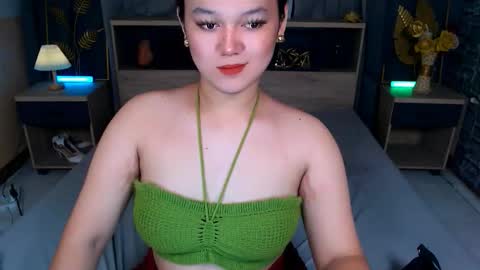 Snapshot of fantasia_hilton chatting on September 2025 04:12:02 AM fantasia_hilton online show from September 2025 04:12:02 AM