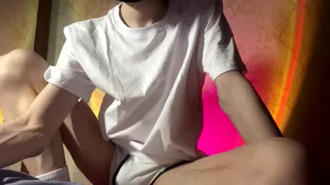 Snapshot of fantasydanny chatting on December 2024 06:52:01 PM HappyCake online show from December 2024 06:52:01 PM