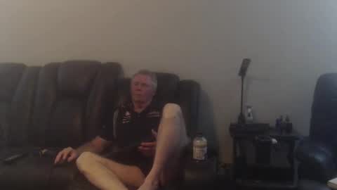 Snapshot of fantom666 chatting on December 2025 06:25:02 PM PHANTOM online show from December 2025 06:25:02 PM