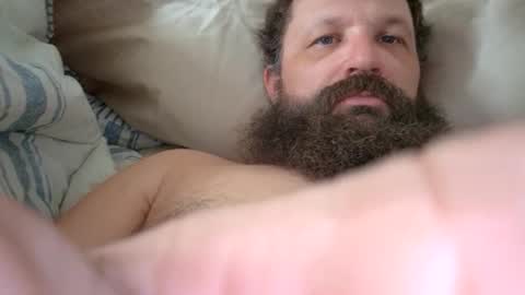 Snapshot of farm2boy chatting on March 2026 05:39:01 PM Farm2boy online show from March 2026 05:39:01 PM