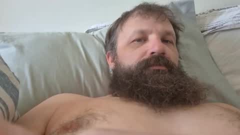 Snapshot of farm2boy chatting on April 2026 05:46:02 PM Farm2boy online show from April 2026 05:46:02 PM