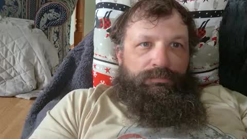 Snapshot of farm2boy chatting on May 2026 04:37:01 PM Farm2boy online show from May 2026 04:37:01 PM