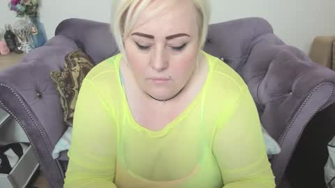 fashiona online show from March 2026 10:43:01 AM