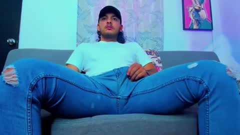 favid95 online show from March 2026 04:14:02 PM