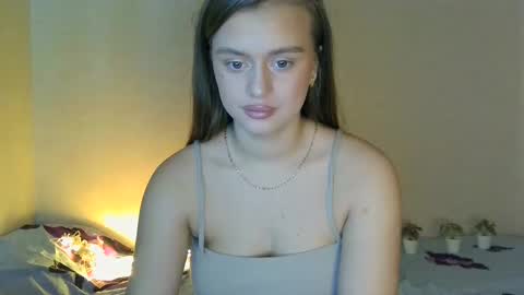 Snapshot of favorite_lovely_geneva chatting on December 2024 08:20:01 AM Jasminefeelings online show from December 2024 08:20:01 AM