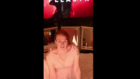 Snapshot of fayeholloway chatting on February 2025 06:22:01 AM Faye Holloway online show from February 2025 06:22:01 AM