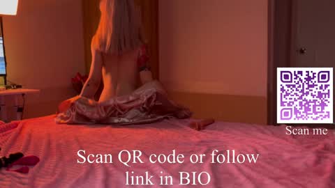 Snapshot of feelbetterwithme chatting on January 2025 06:16:02 AM Princess Kate  HOT ANAL VID ON FANSLY    Help me reach 100 likes online show from January 2025 06:16:02 AM