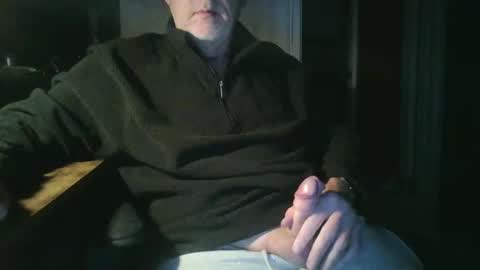 Snapshot of feet_fan69 chatting on December 2024 04:34:01 PM John Buck online show from December 2024 04:34:01 PM