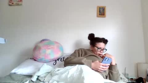 Snapshot of feetnymph chatting on February 2026 06:31:01 PM Soley online show from February 2026 06:31:01 PM