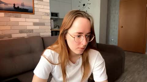 Snapshot of feleciacockrell chatting on March 2026 04:34:02 AM Mary online show from March 2026 04:34:02 AM