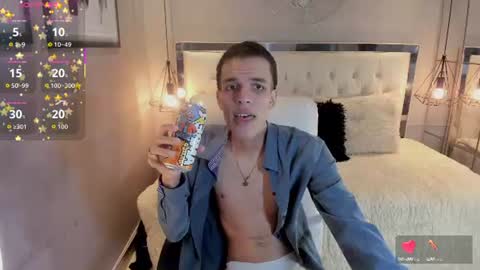 Snapshot of felix_haze chatting on July 2026 06:32:02 PM FELIPE online show from July 2026 06:32:02 PM