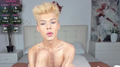 Snapshot of felix_rey chatting on November 2025 05:09:01 PM Felix online show from November 2025 05:09:01 PM