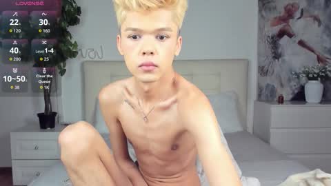 Snapshot of felix_rey chatting on November 2025 05:45:03 PM Felix online show from November 2025 05:45:03 PM