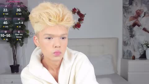 Snapshot of felix_rey chatting on November 2025 06:44:02 PM Felix online show from November 2025 06:44:02 PM