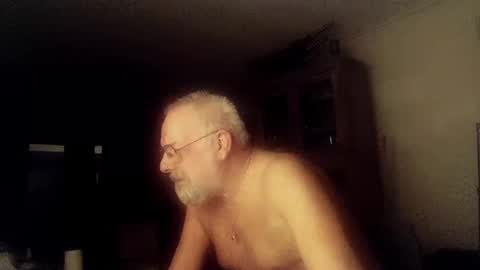 Snapshot of femdom_sub chatting on December 2024 04:29:02 AM femdom_sub online show from December 2024 04:29:02 AM