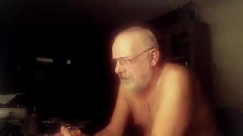 Snapshot of femdom_sub chatting on December 2024 11:22:01 PM femdom_sub online show from December 2024 11:22:01 PM