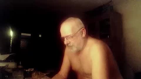 Snapshot of femdom_sub chatting on December 2024 08:53:01 PM femdom_sub online show from December 2024 08:53:01 PM