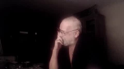Snapshot of femdom_sub chatting on January 2025 02:59:01 AM femdom_sub online show from January 2025 02:59:01 AM