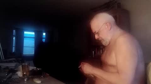 Snapshot of femdom_sub chatting on February 2025 07:03:01 AM femdom_sub online show from February 2025 07:03:01 AM