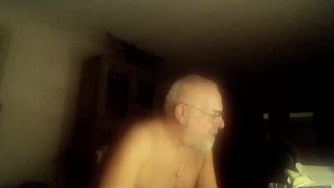 Snapshot of femdom_sub chatting on September 2025 01:18:01 AM femdom_sub online show from September 2025 01:18:01 AM