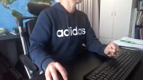 femdomsubby online show from September 2025 01:17:01 AM