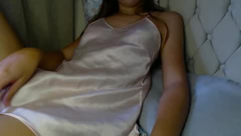 Snapshot of femmeangel chatting on September 2025 11:47:01 AM Alice online show from September 2025 11:47:01 AM