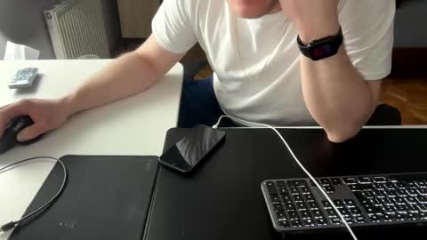 Snapshot of feniopl1 chatting on March 2026 06:04:02 PM Bart online show from March 2026 06:04:02 PM