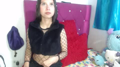 Fenixxx online show from October 2025 07:47:01 PM