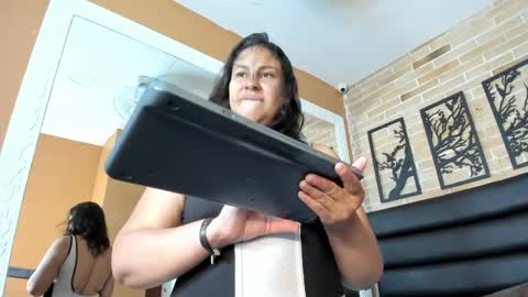 Snapshot of fer_florez chatting on June 2026 08:04:01 PM fer_florez online show from June 2026 08:04:01 PM