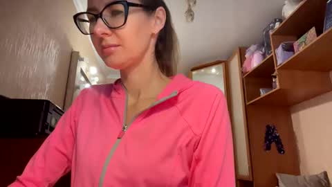 Snapshot of feraliss chatting on November 2025 09:20:01 AM feraliss online show from November 2025 09:20:01 AM