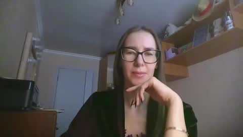 Snapshot of feraliss chatting on December 2025 09:24:01 AM feraliss online show from December 2025 09:24:01 AM