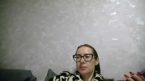 feraliss online show from June 2026 08:33:02 PM