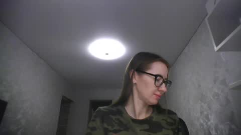 feraliss online show from July 2026 08:16:01 PM