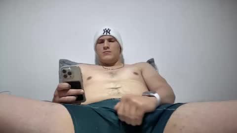 Snapshot of ferboy21 chatting on October 2025 02:41:01 AM ferboy21 online show from October 2025 02:41:01 AM