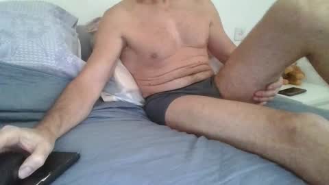 fergi1999 online show from October 2025 11:05:02 AM