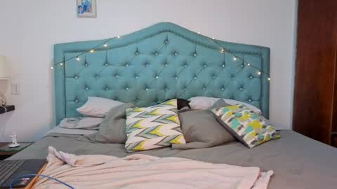 fergiecienta online show from April 2026 12:21:01 PM